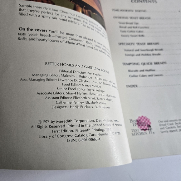 Better Homes and Gardens Homemade Bread Cook Book, 100+ Muffins, Biscuits,Breads - Picture 5 of 9